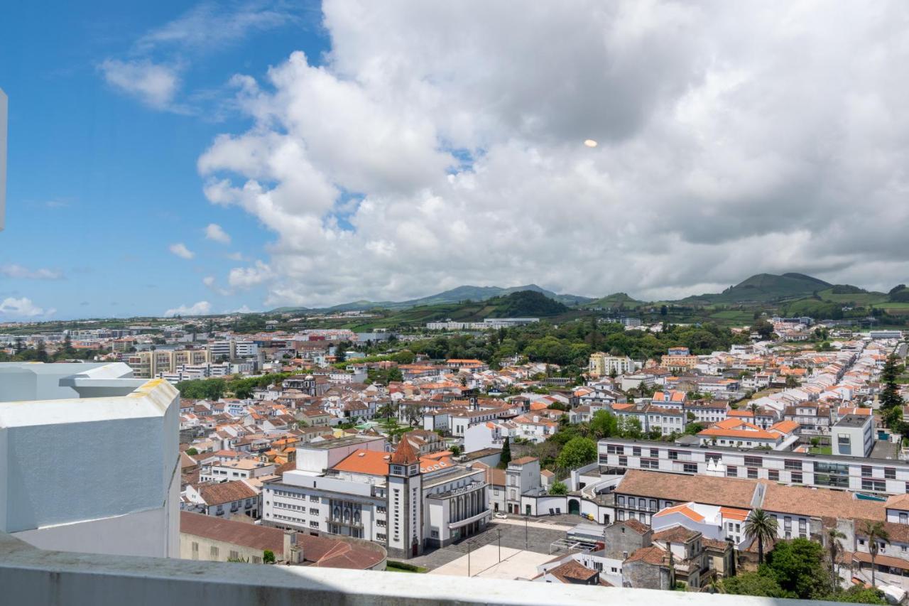 Atlantic Penthouse - City, Montain & Ocean - Free Parking Ponta Delgada - Açores Exterior foto